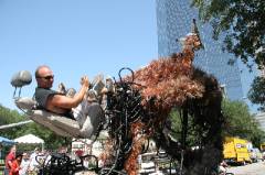 2006_ArtCar_3_Parade 432 